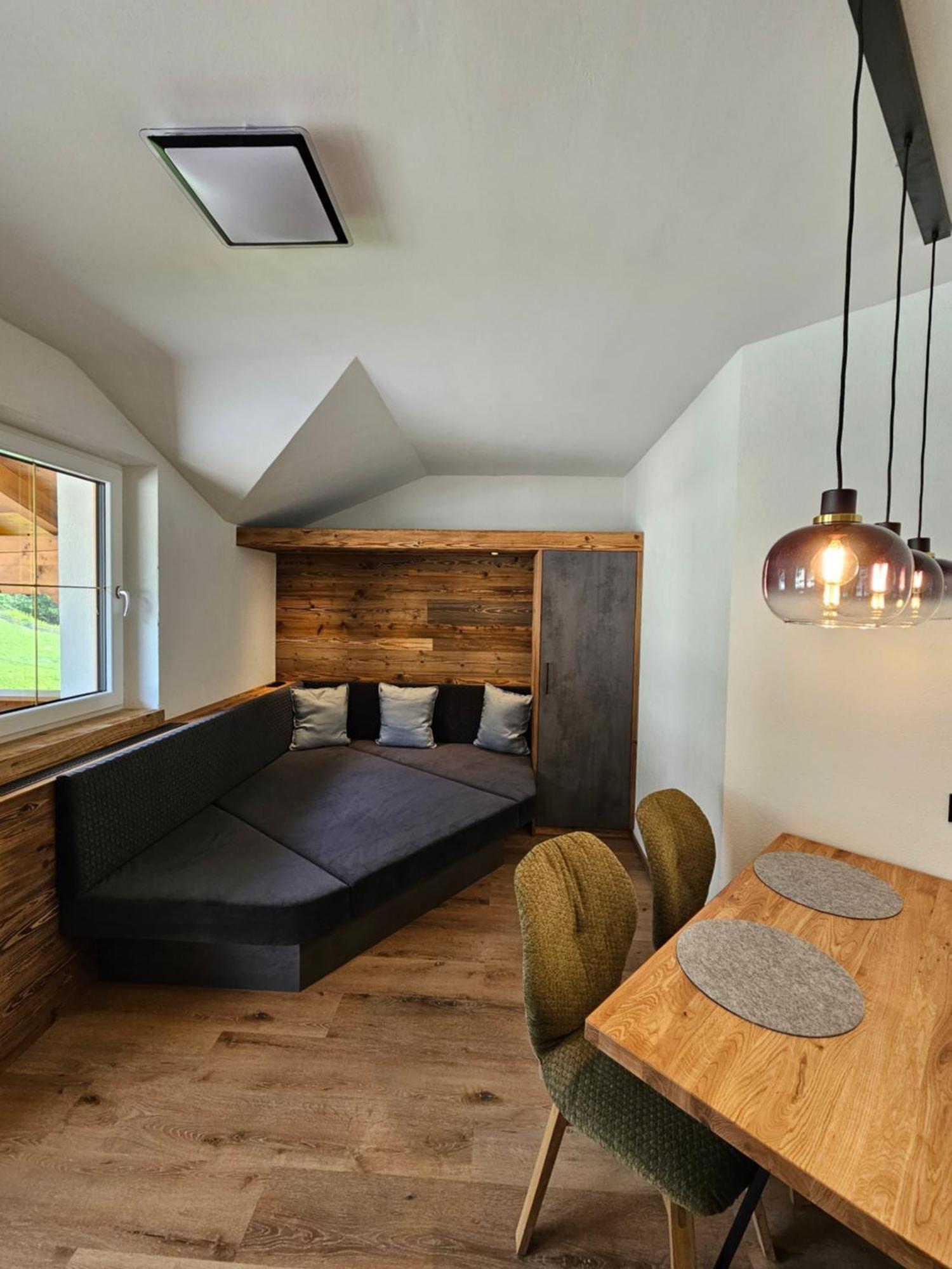 Roasthof Apartments Neustift im Stubaital Bagian luar foto